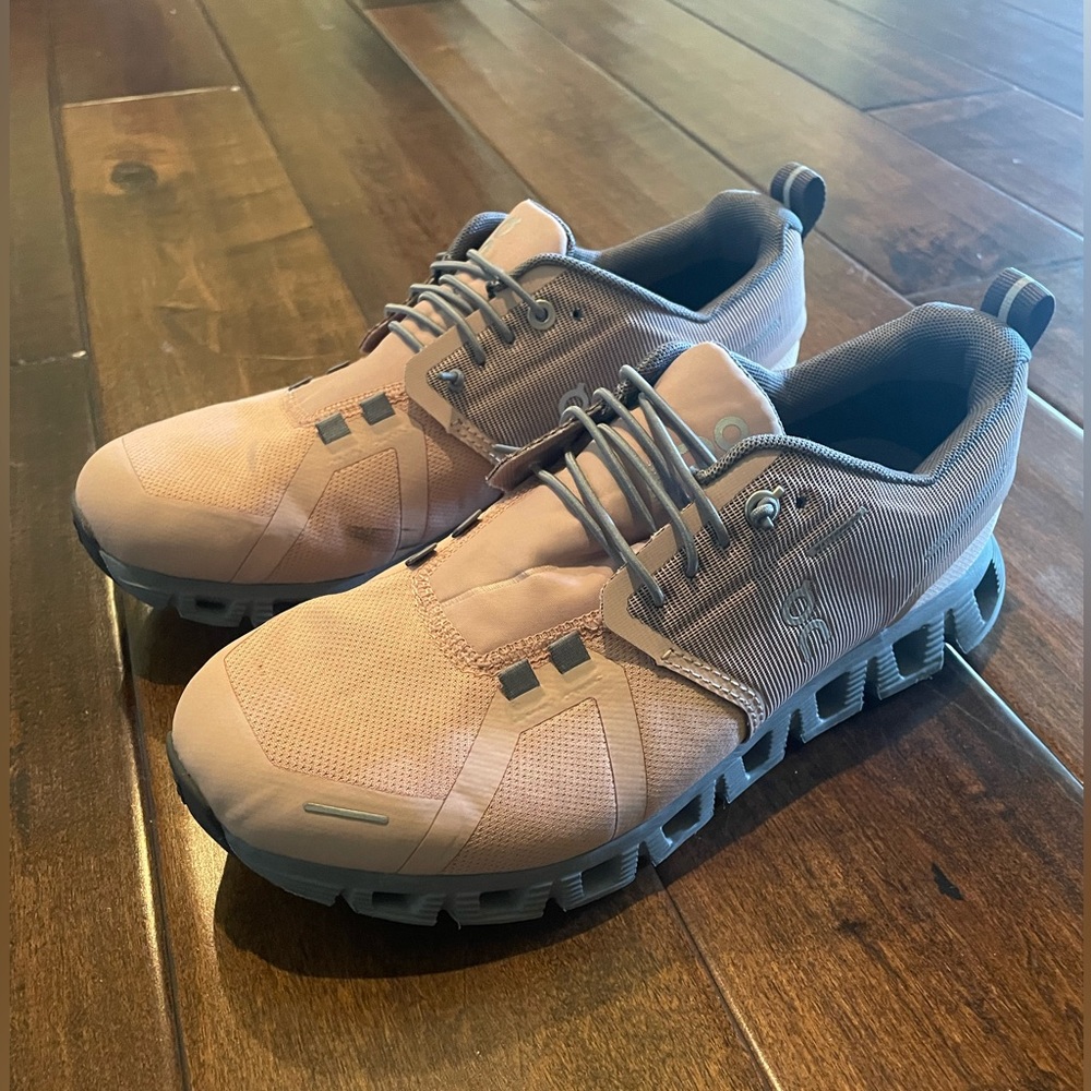 On cloud running shoes